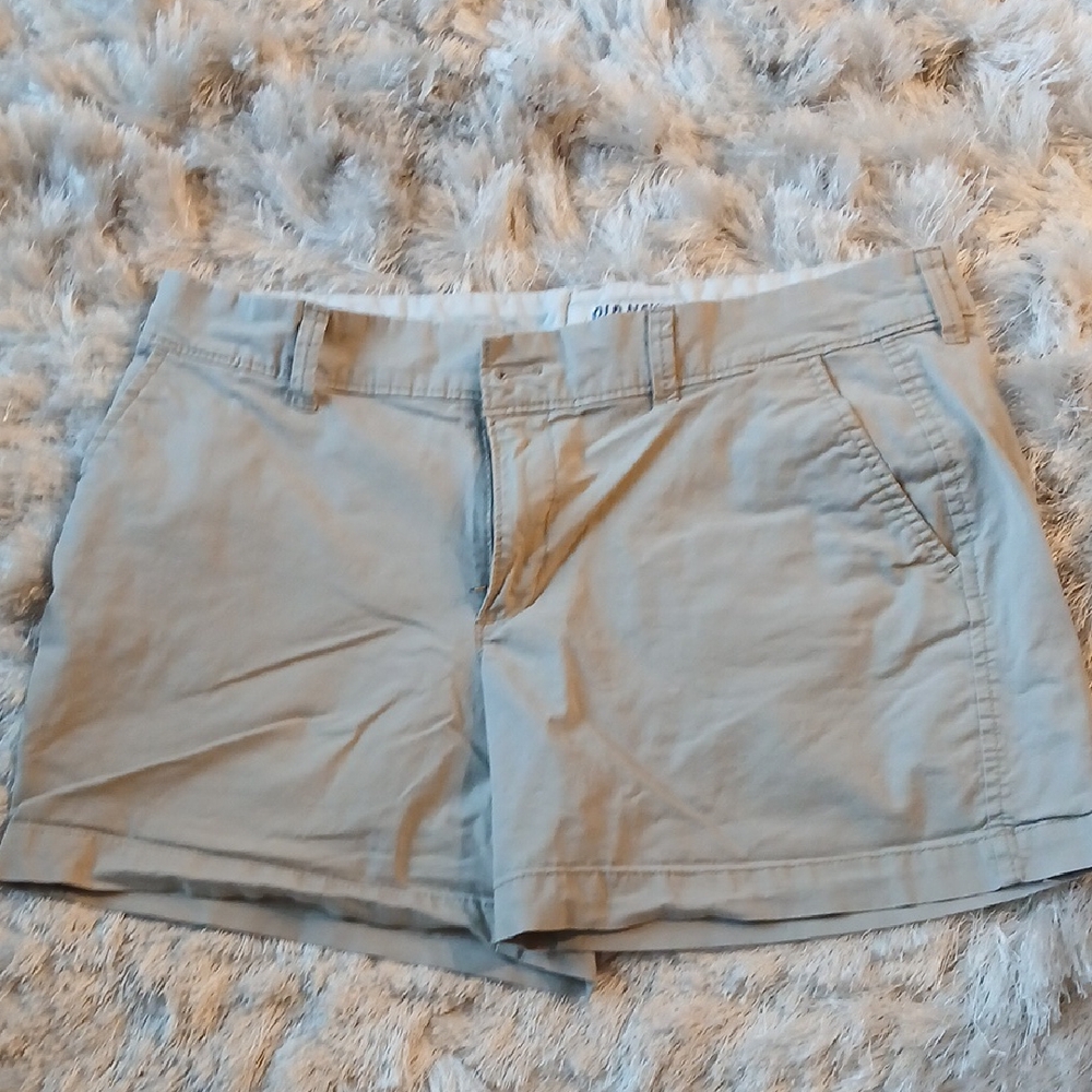 Old Navy Tan Bermuda Shorts Lightweight Cotton